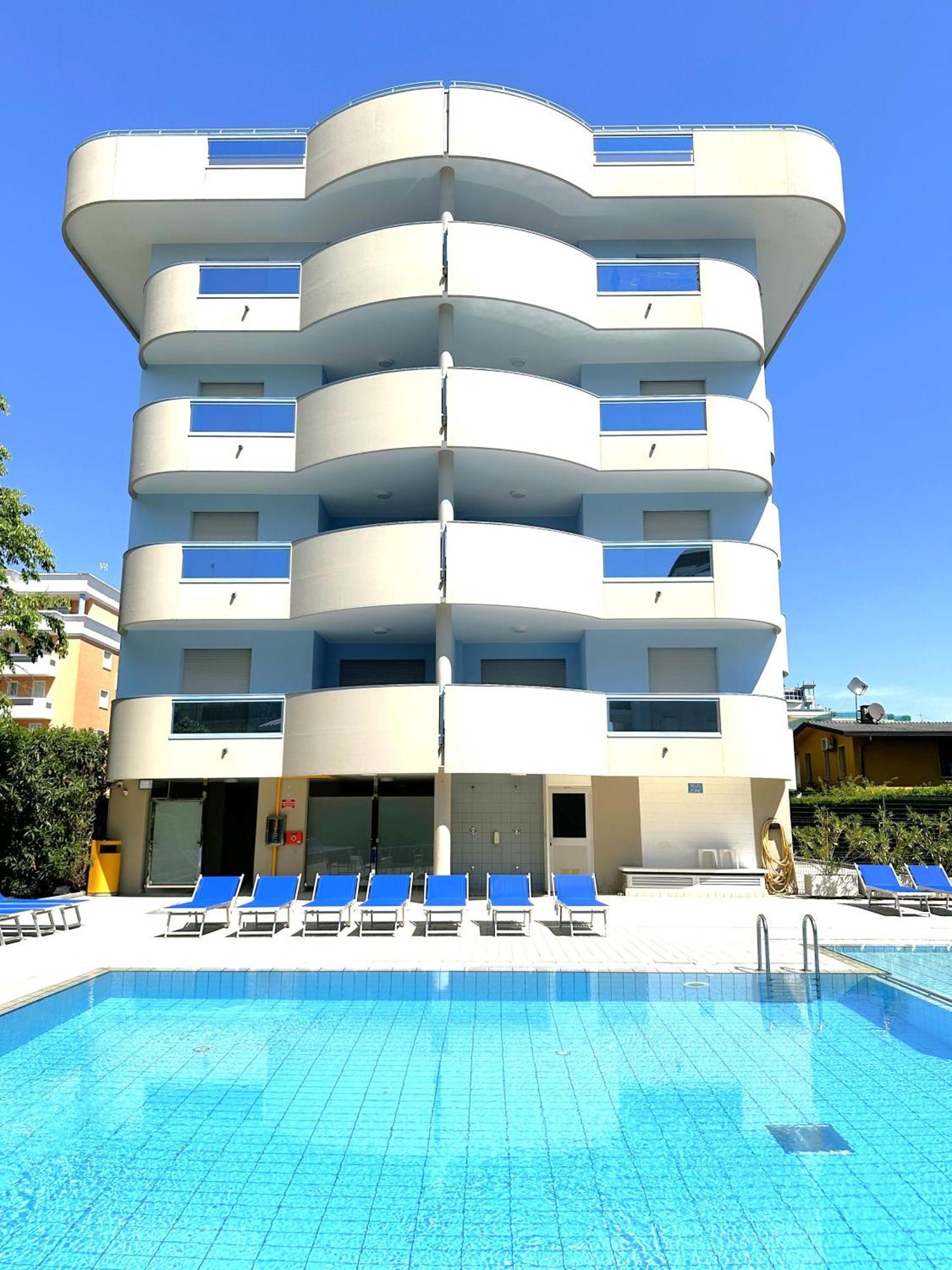 Residence Eurostar Bibione Exterior photo