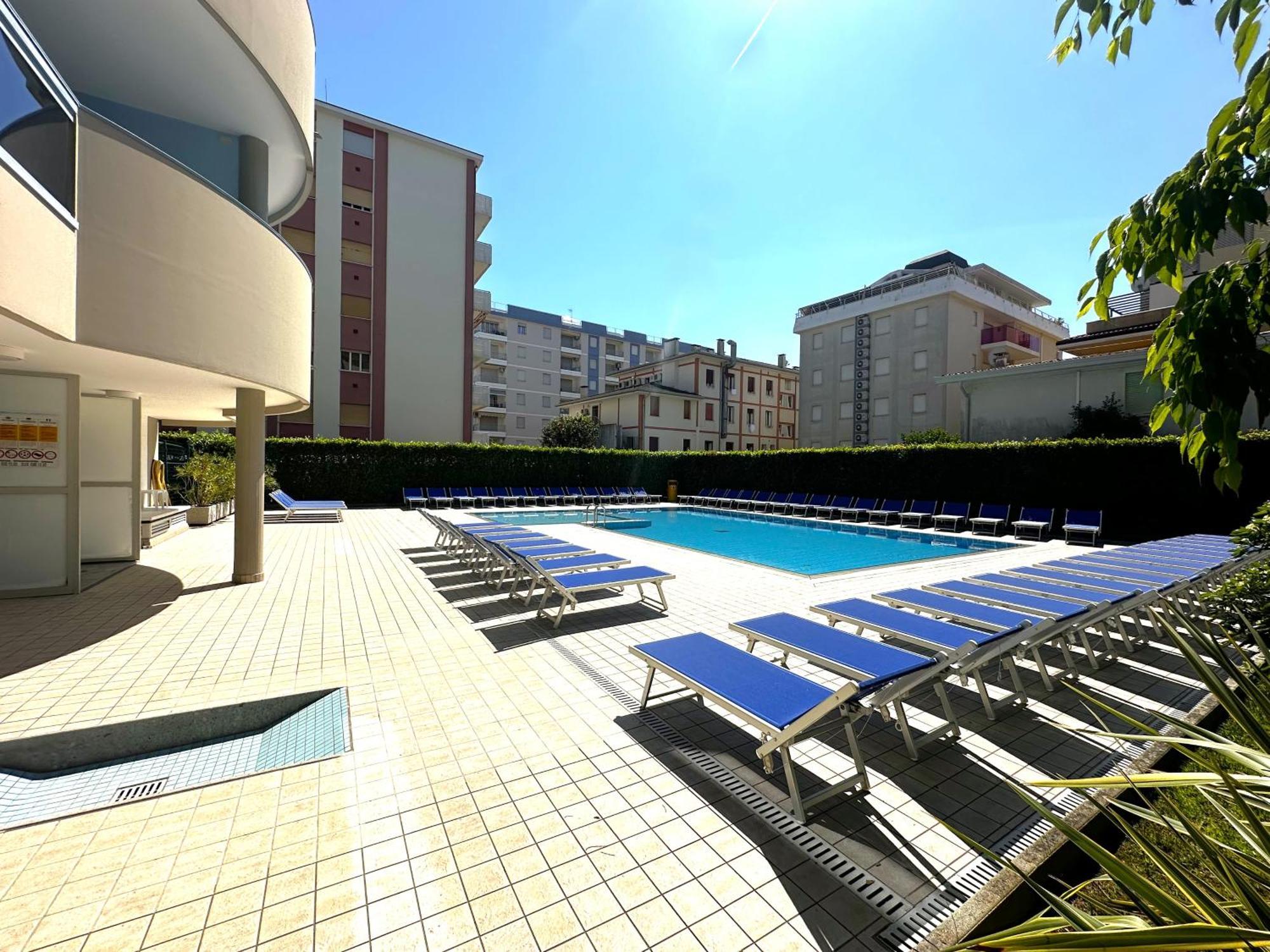 Residence Eurostar Bibione Exterior photo
