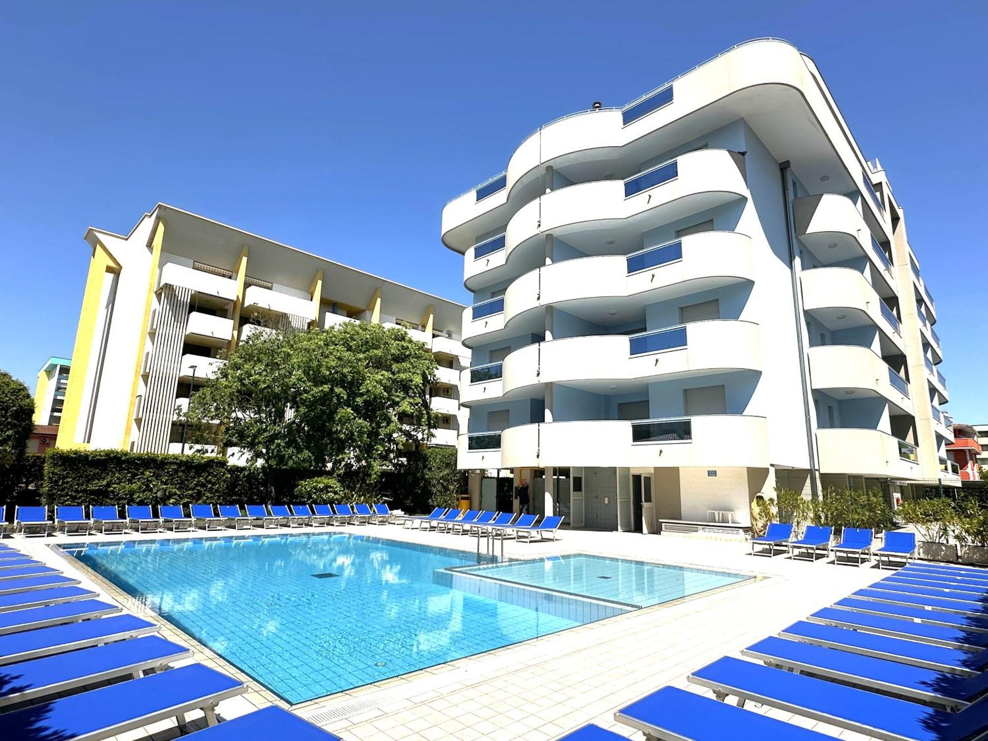 Residence Eurostar Bibione Exterior photo